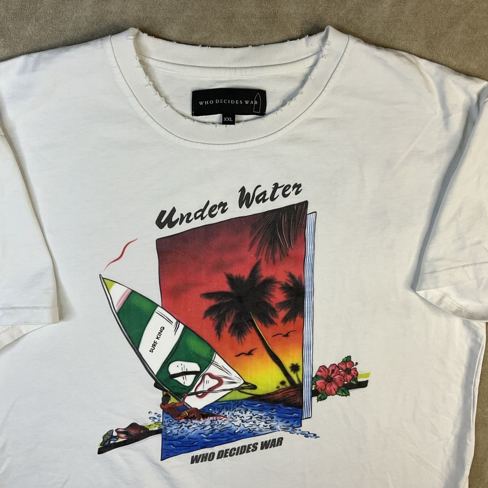 Who Decides War WDW Shirt Mens 2XL Under Water Surf‎ King Graphic Distressed Tee
